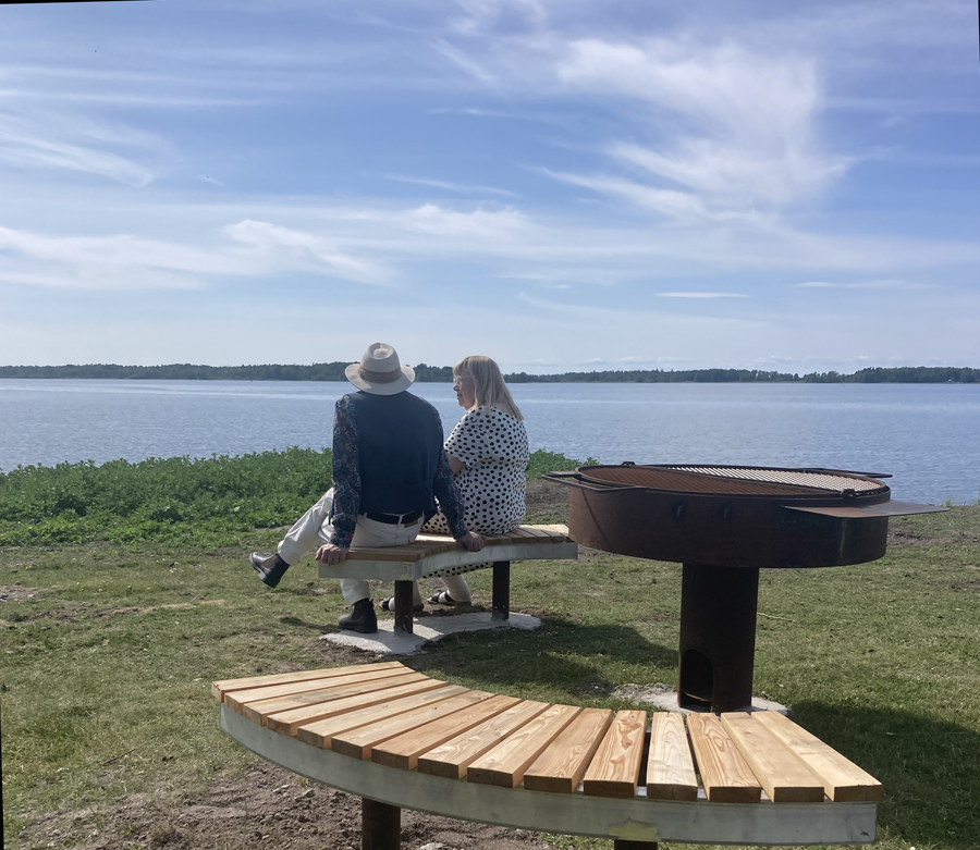 Ny grill vid vänerns strand